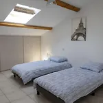 Spacious Duplex With South-Facing Terrace